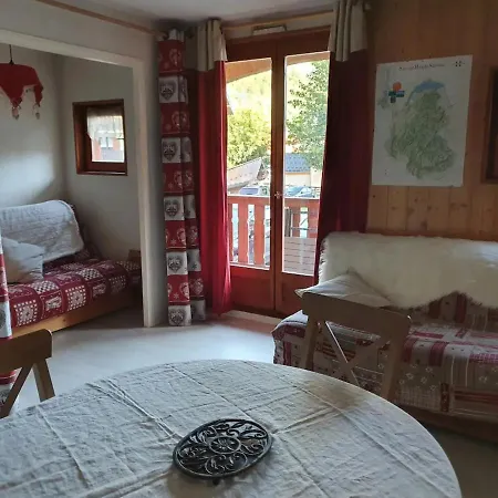 아파트 Joli Appt 2 Centre Village *